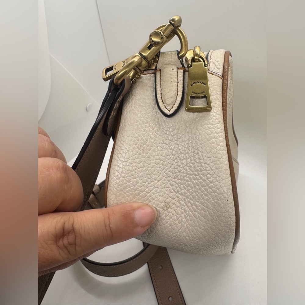 Coach Cream and Tan Crossbody Bag - Picture 17 of 17